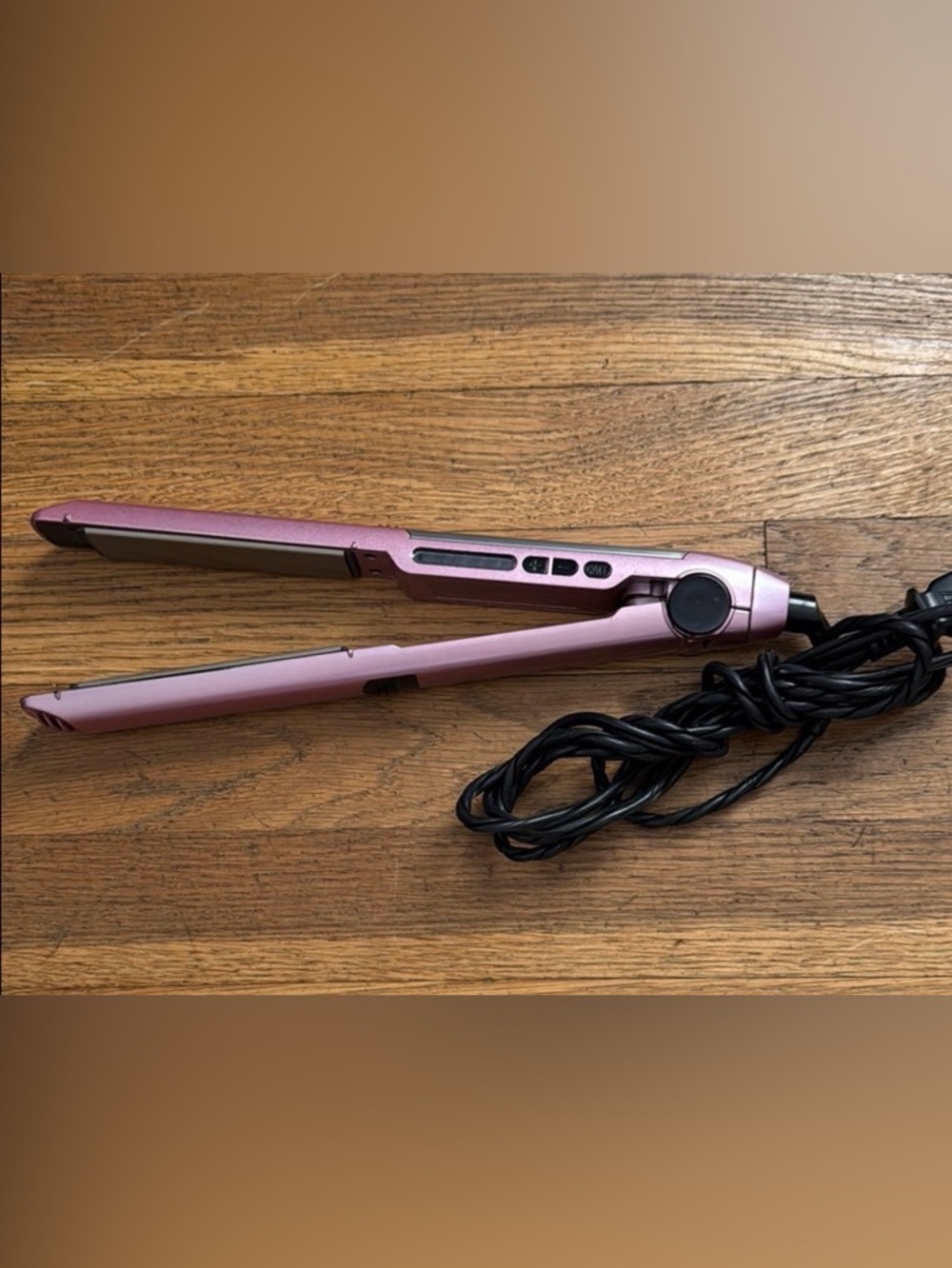 🎀Conair The Power of Pink Infiniti hair straightener.